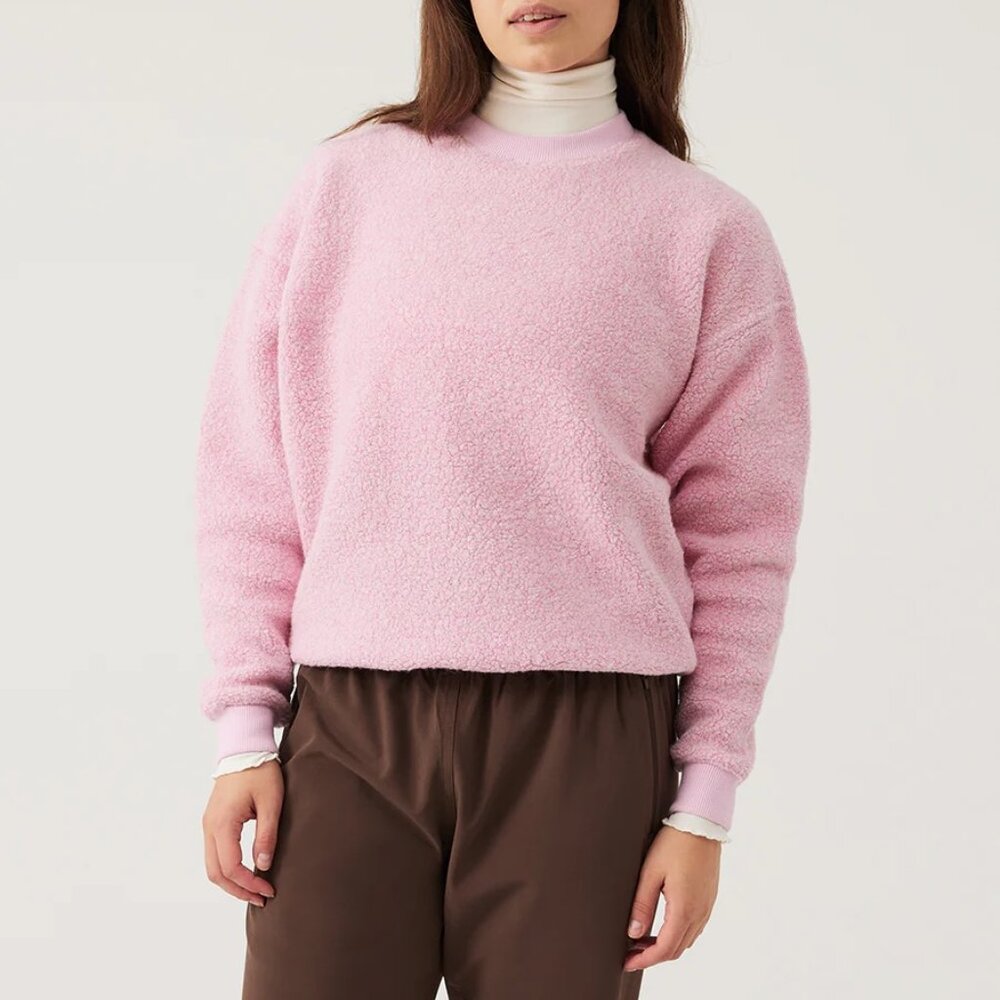 Outdoor Voices Pink MegaFleece Crew Neck Pullover Sweatshirt Size M Wool Blend